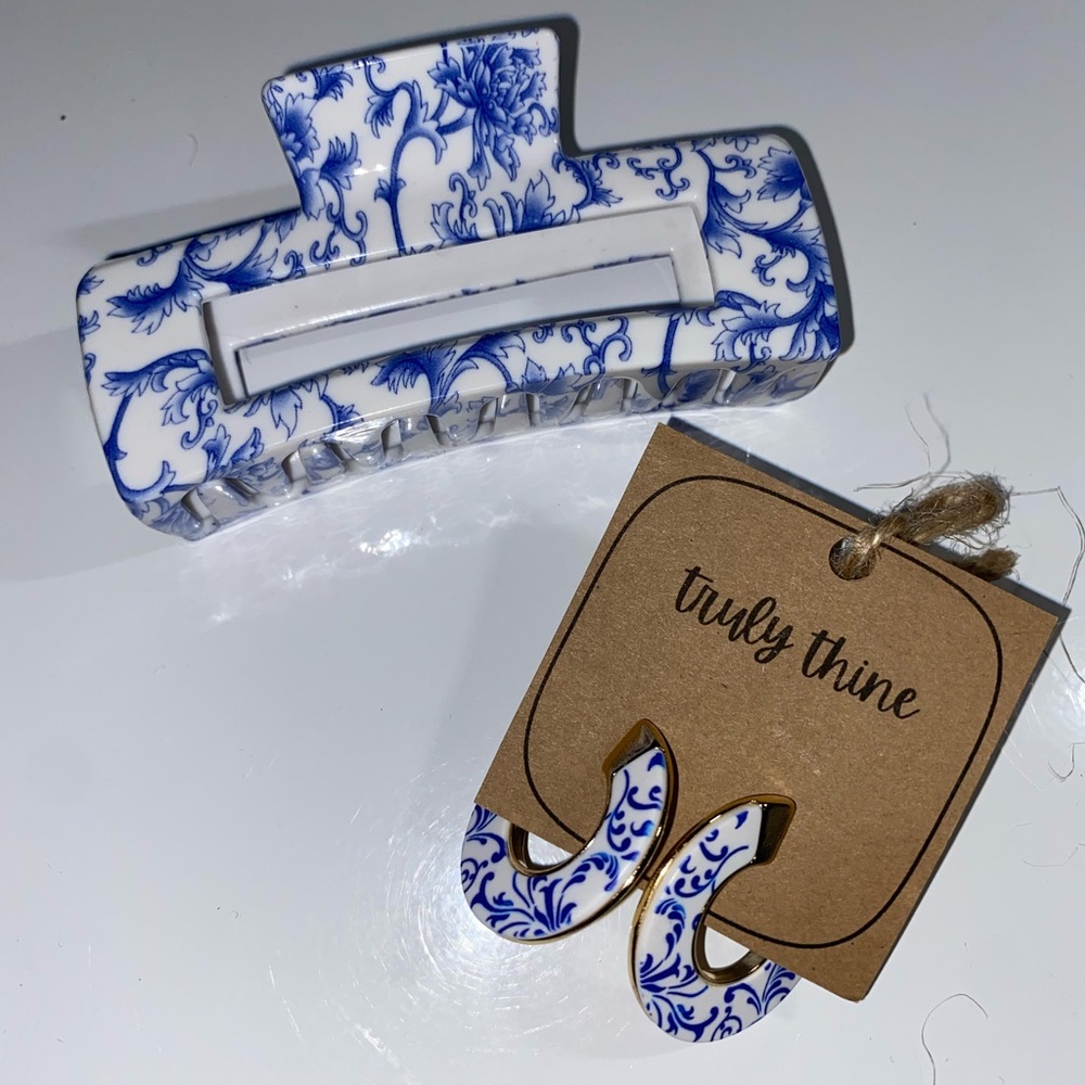 Elegant Blue and White Floral Earrings and Hairclip